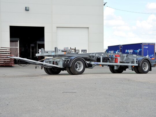 Przyczepy kontenerowe z&nbsp;obrotnicą